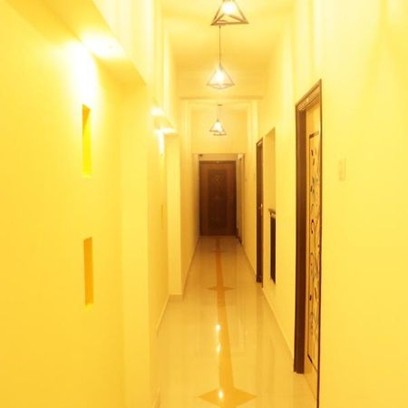 Grand Suites Srirangam Tiruchirappalli Buitenkant foto