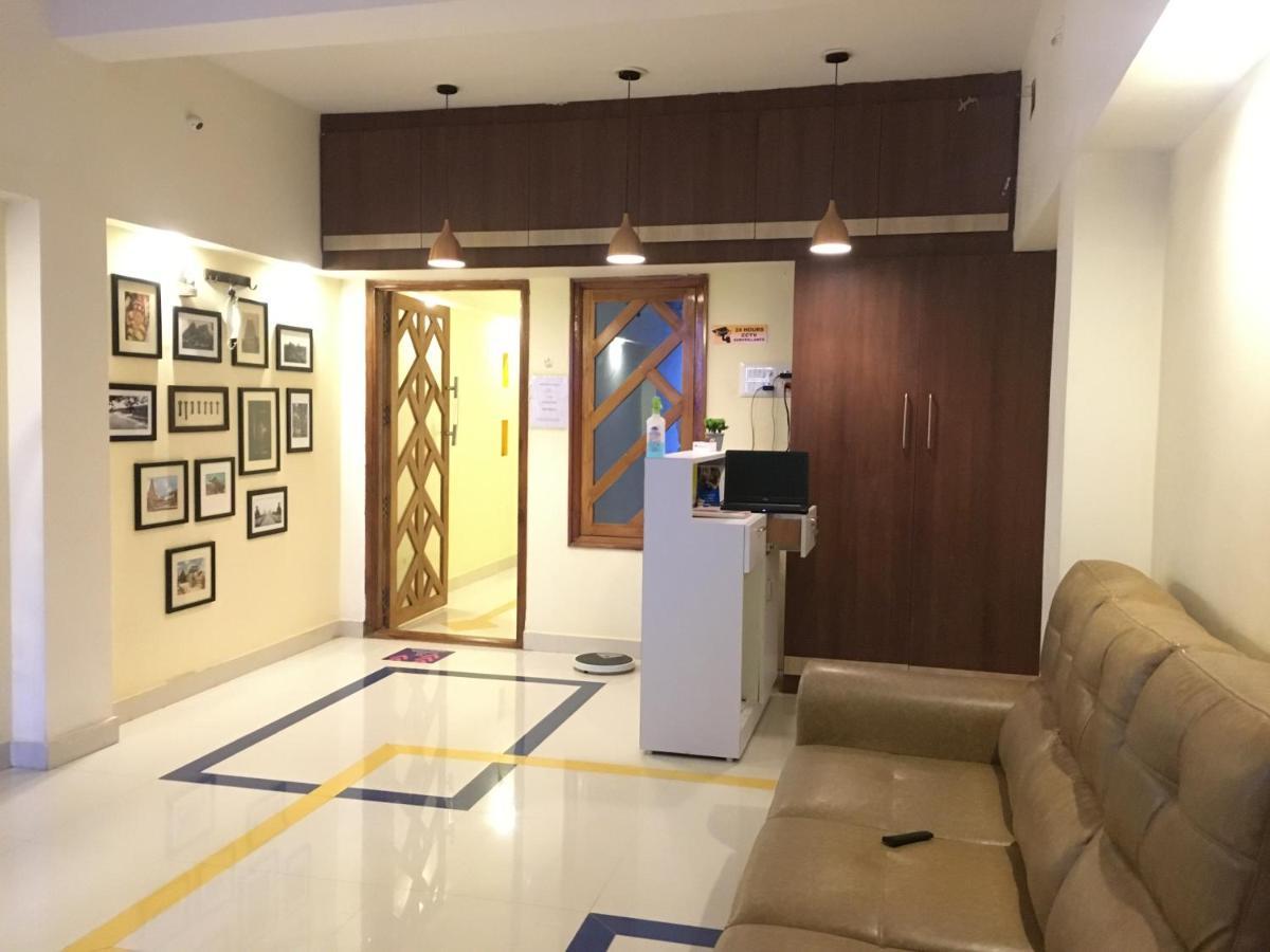 Grand Suites Srirangam Tiruchirappalli Buitenkant foto