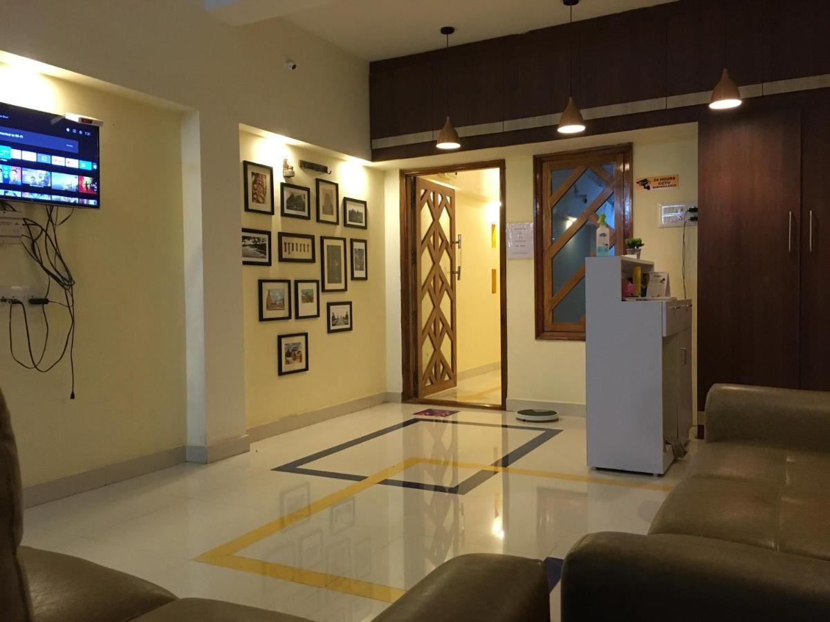 Grand Suites Srirangam Tiruchirappalli Buitenkant foto