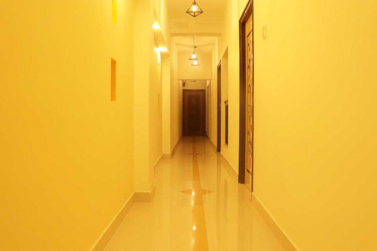 Grand Suites Srirangam Tiruchirappalli Buitenkant foto