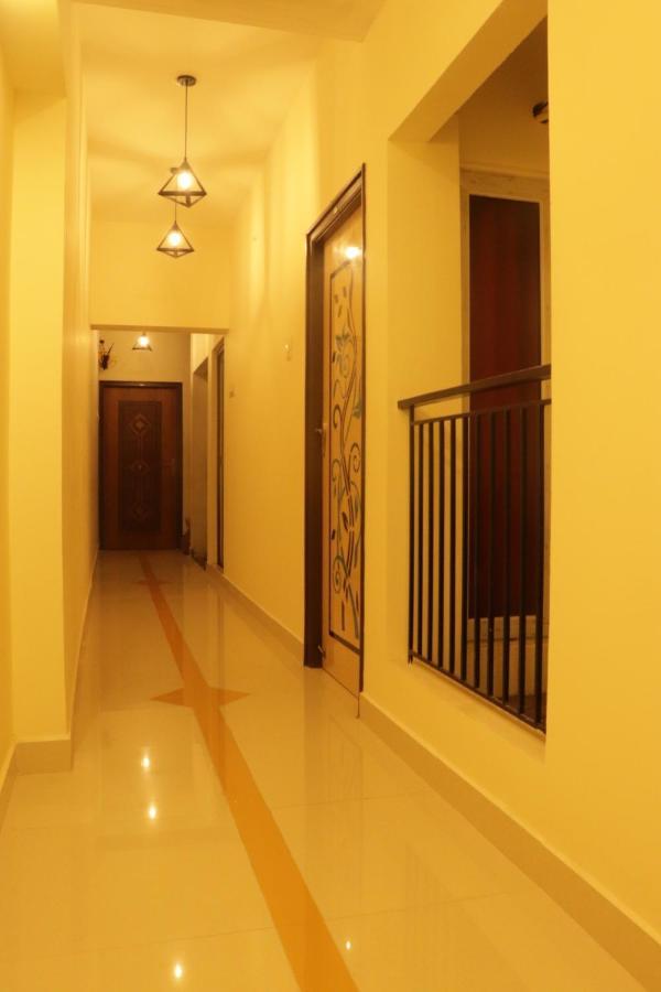 Grand Suites Srirangam Tiruchirappalli Buitenkant foto